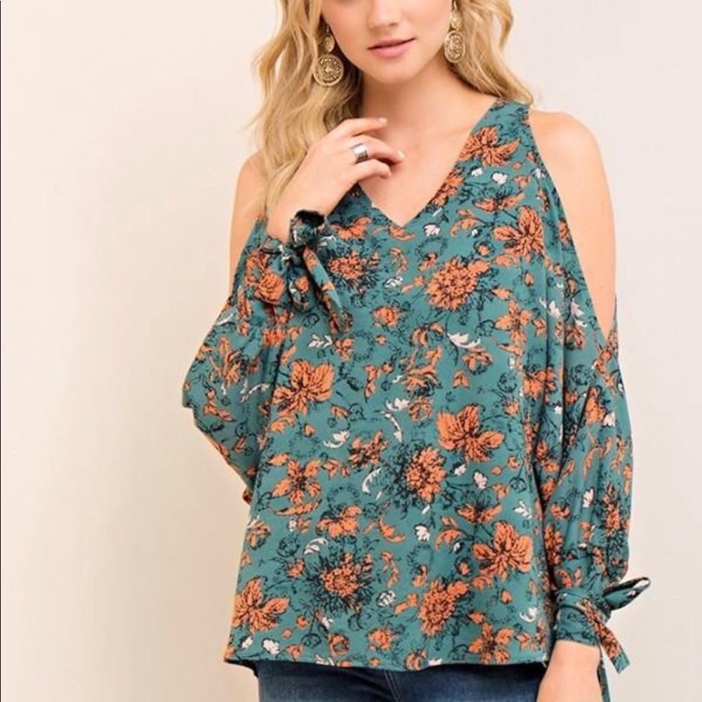 The Sage Paris Cold Shoulder Top